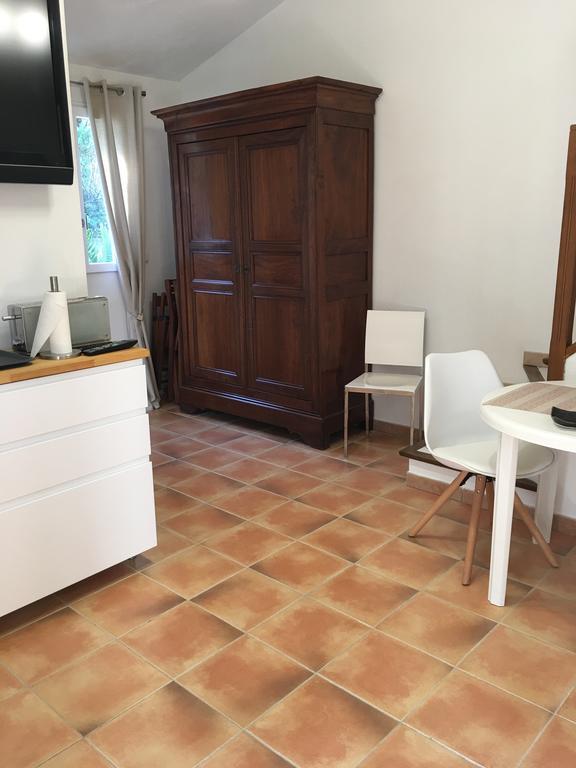 Maison D'Hotes Antoinette كوغولين المظهر الخارجي الصورة
